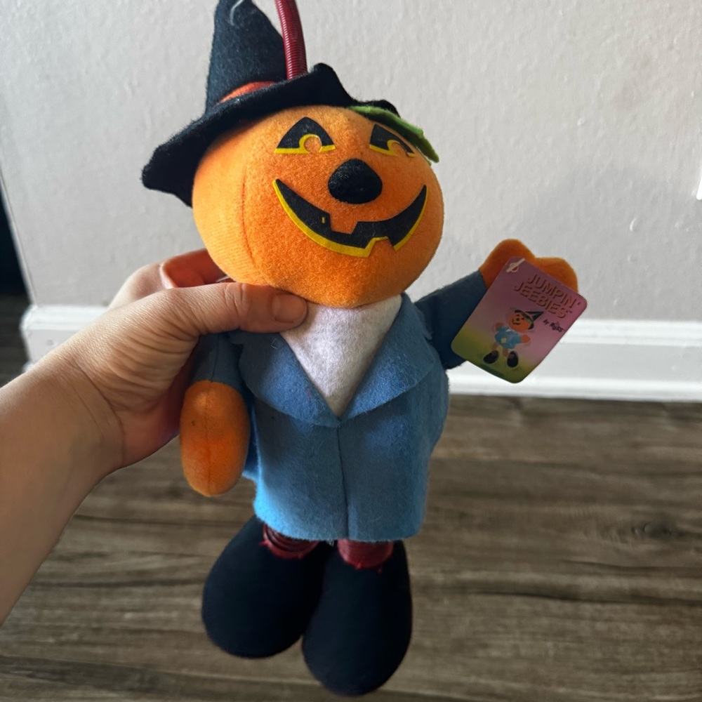 NWT Jumpin jeebies vintage Halloween decoration  pumpkin